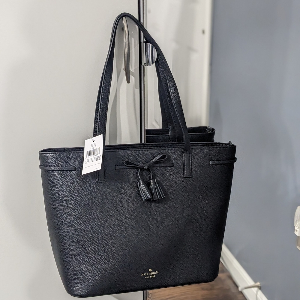 NWT Kate Spade Hayes zip tote bag